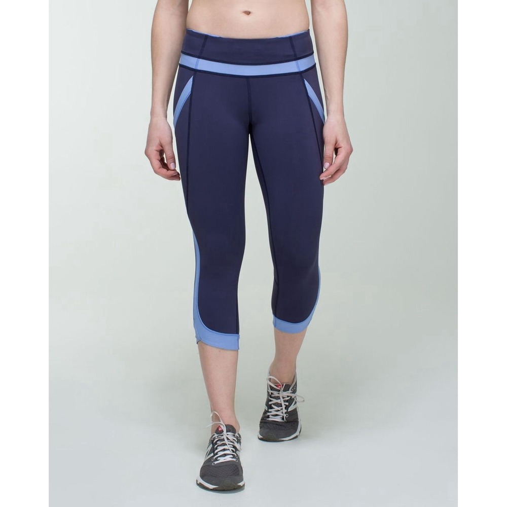 Lululemon Women's Leggings Size 4 Chase Me Crop II Cadet Blue Navy Lullaby